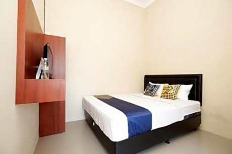 SPOT ON 2027 Putri Guest House Syariah