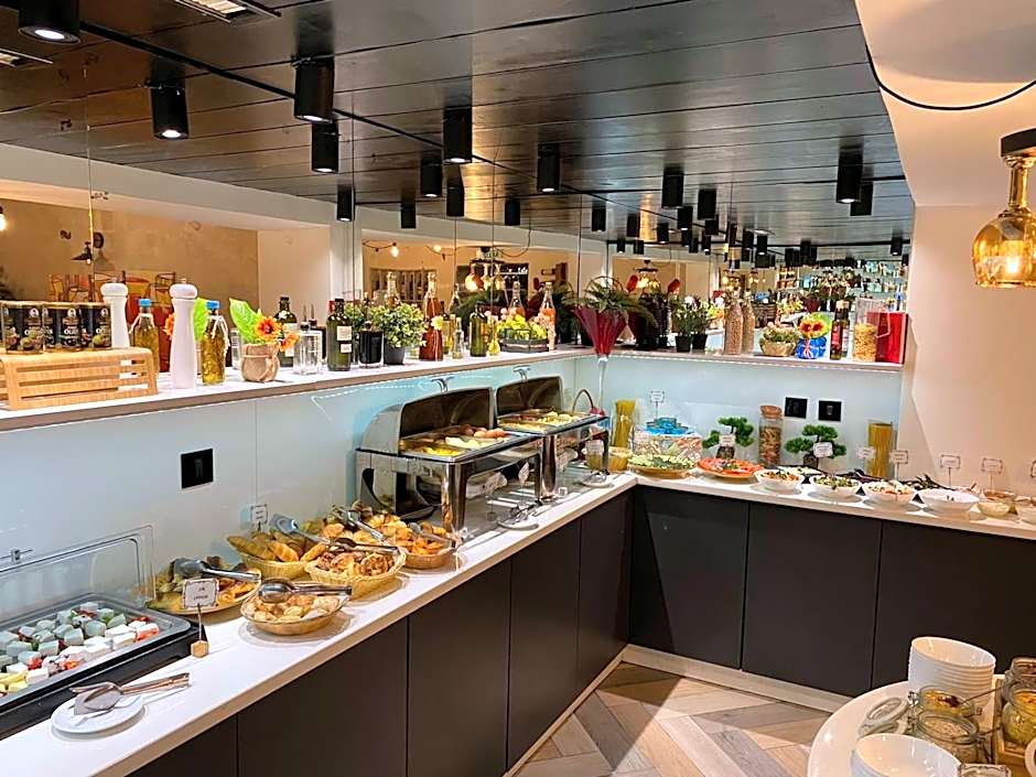 Capital Hotel Garni