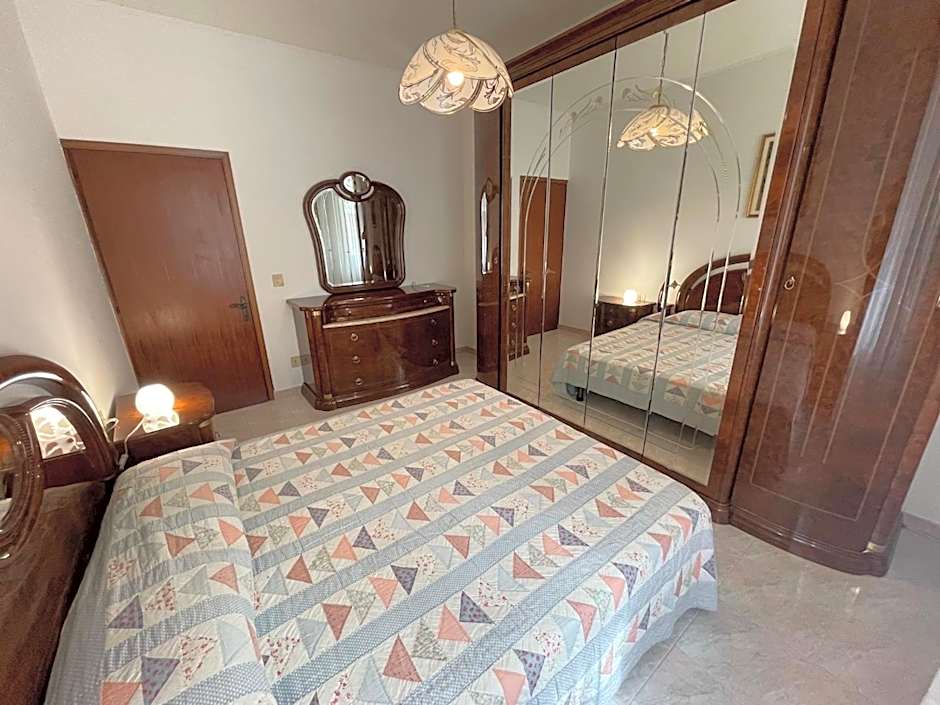 Big Apartment with 3 rooms