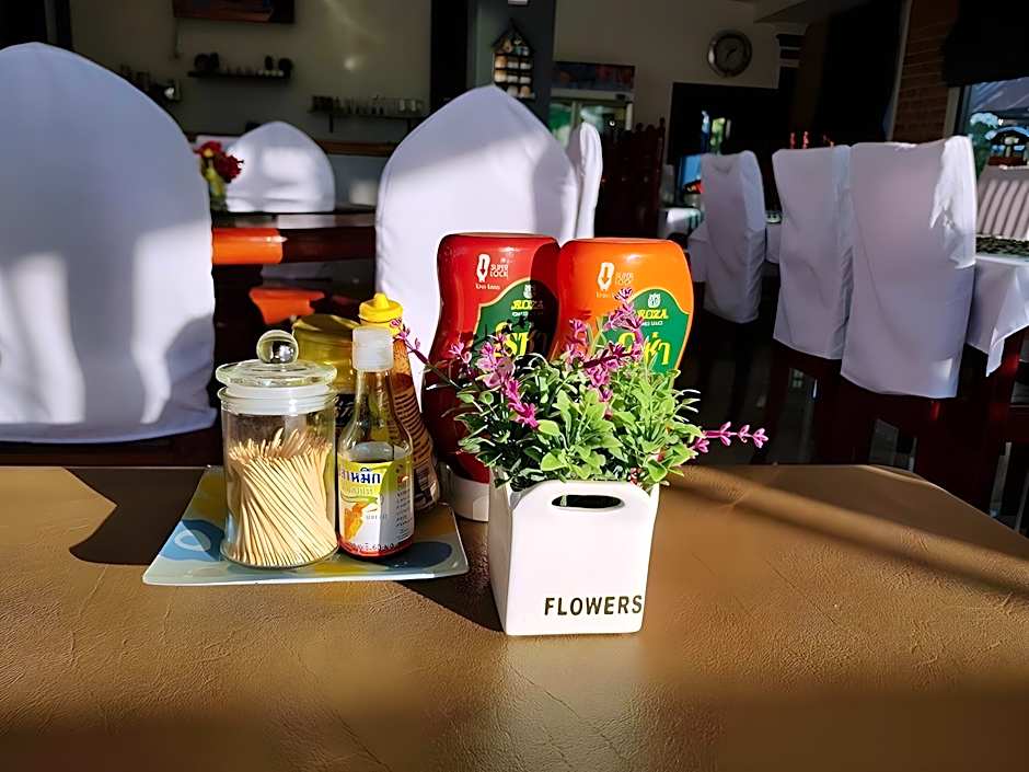 Dongsay Hotel Thakhek