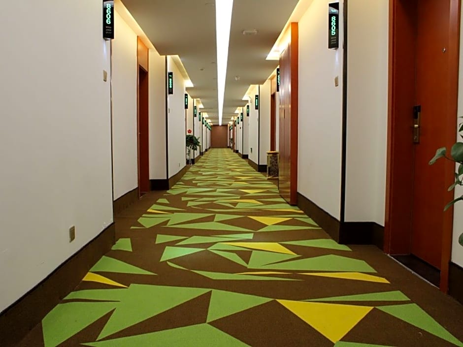 Vatica Hotel Fuyang Linquan Tenghui International City Branch