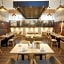 Manhattan Hotel