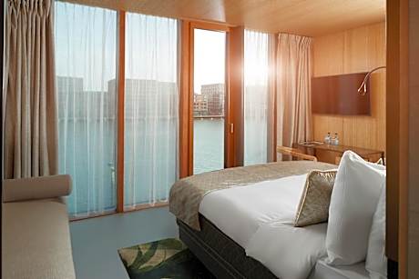 Junior Suite with Bath & Shower