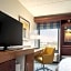 Hampton Inn Appleton-Fox River Mall Area