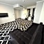 Hotel Lantier & Swimming Pool Zone