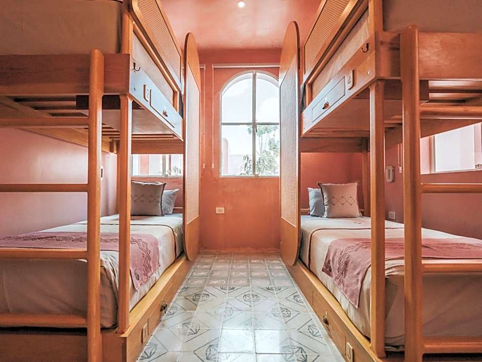 Casa Amate 61 Boutique Hostel