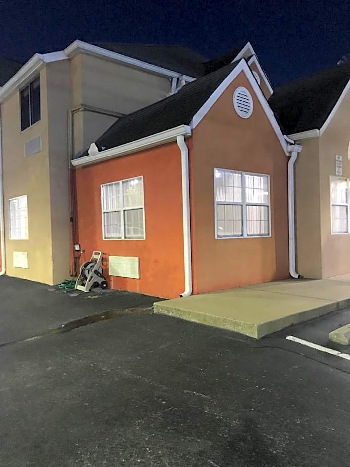 Microtel Inn & Suites by Wyndham Murfreesboro