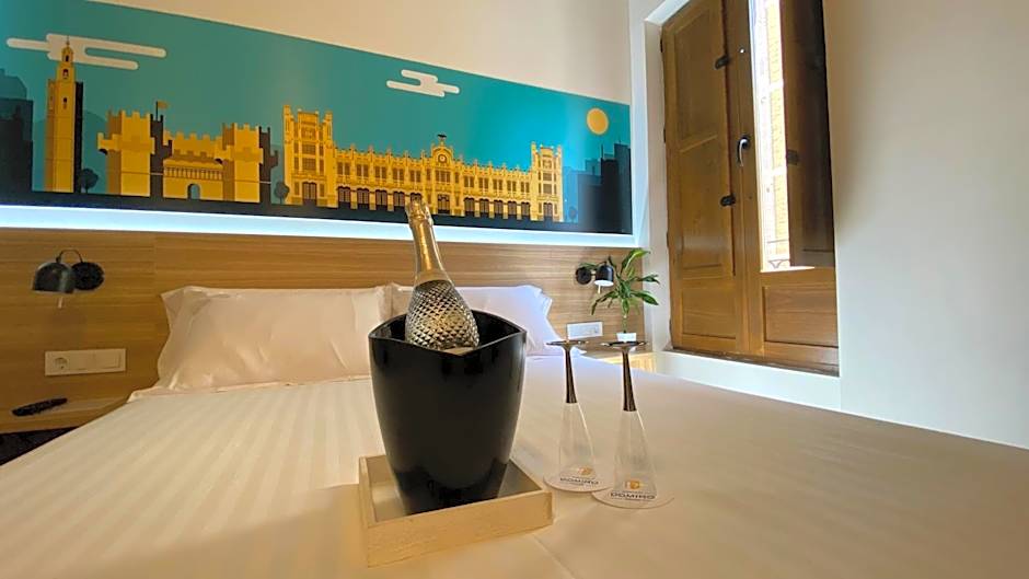 Original Domino House