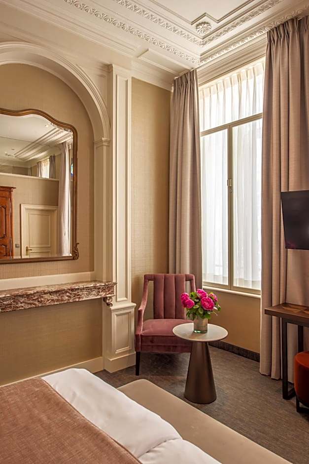 Dukes' Arches Brugge Adults only