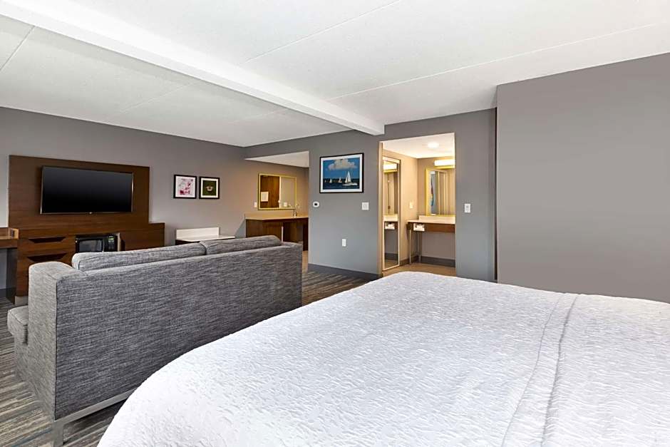 Hampton Inn By Hilton Traverse City