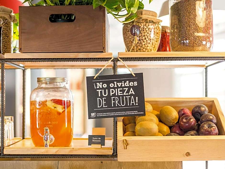 Ibis Barcelona Castelldefels