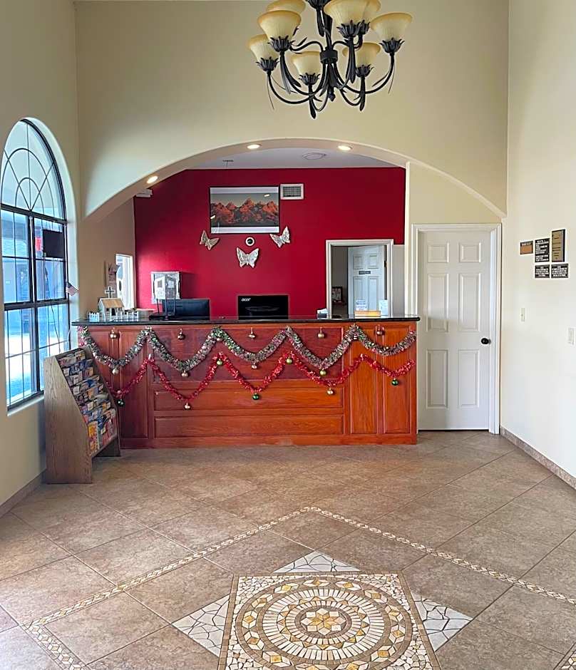 Riviera Inn and Suites