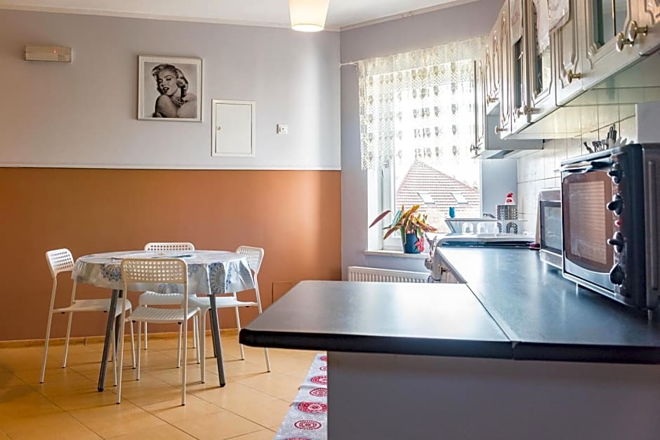 Na fali Pokoje Goscinne