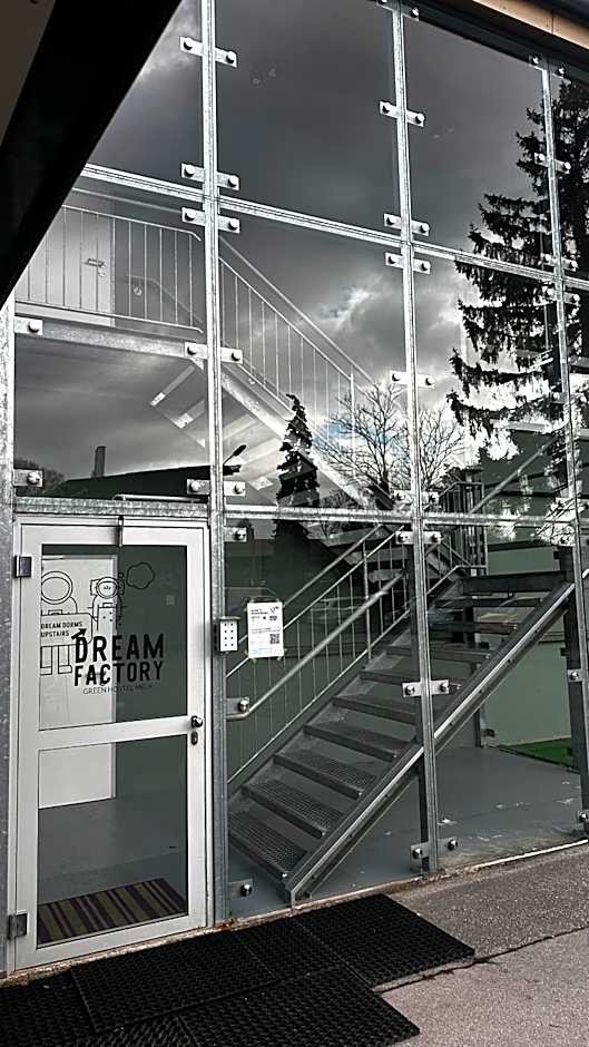 Dream Factory Melk - Green Hostel
