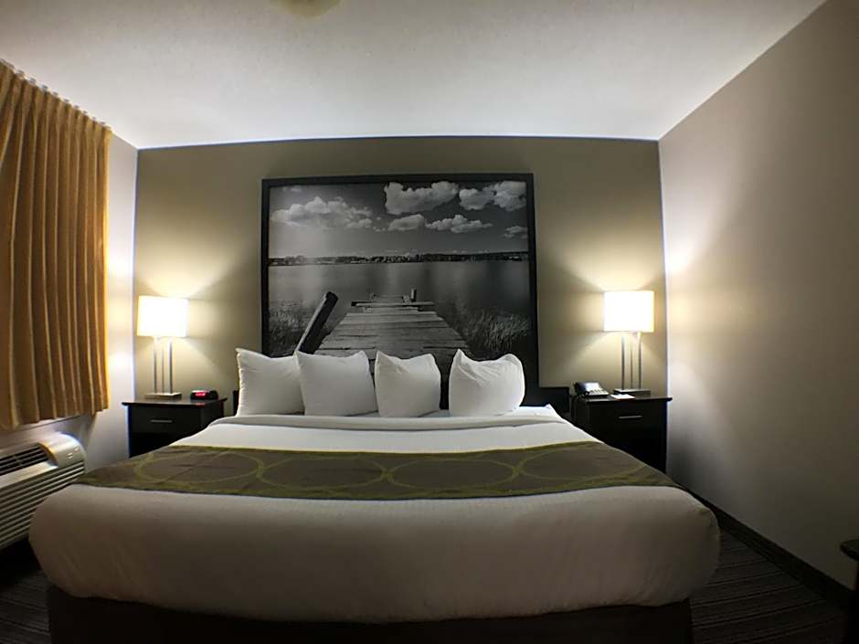 Super 8 by Wyndham Kapuskasing