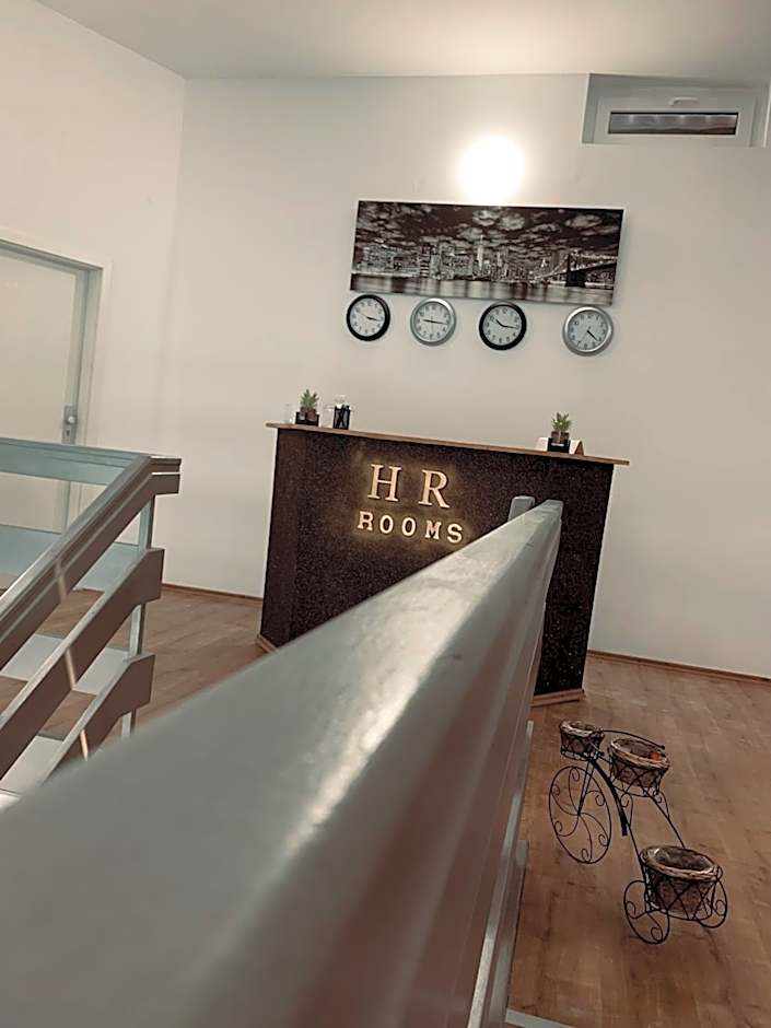 HR RoomS