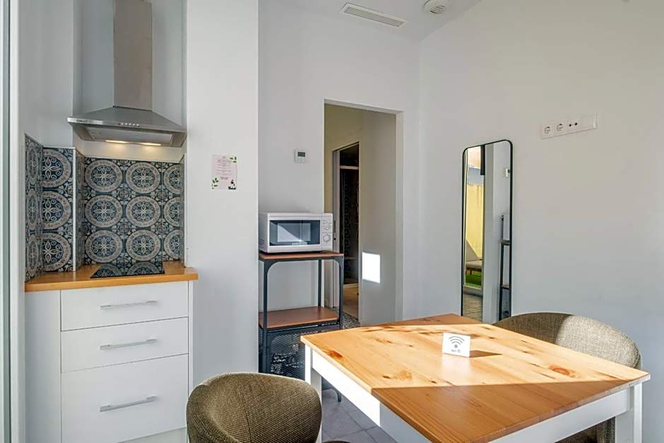 Marvellous Apt with a Large Private Terrace