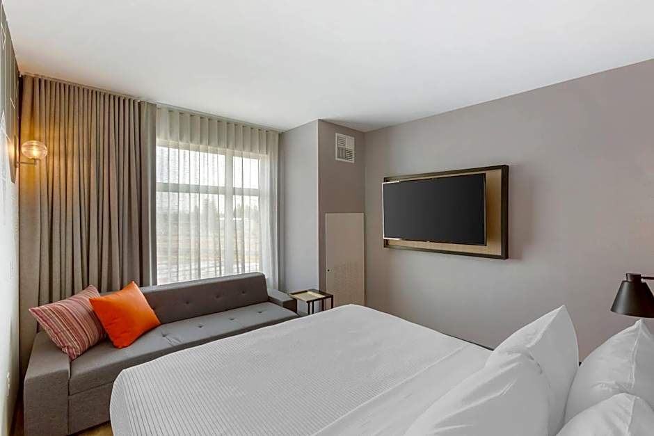 Cambria Hotel Spokane Airport