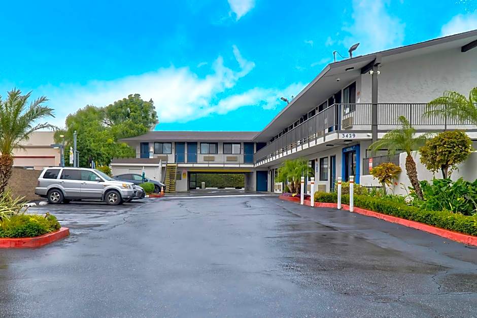 Motel 6-El Monte, CA - Los Angeles