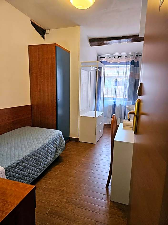 Hotel Julia Trevi - Spagna