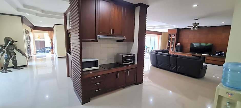 Viewpoint Villa