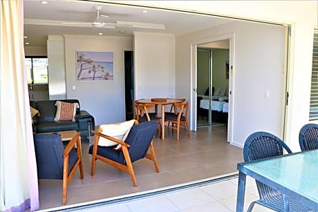 Deluxe Two-Bedroom Apartment