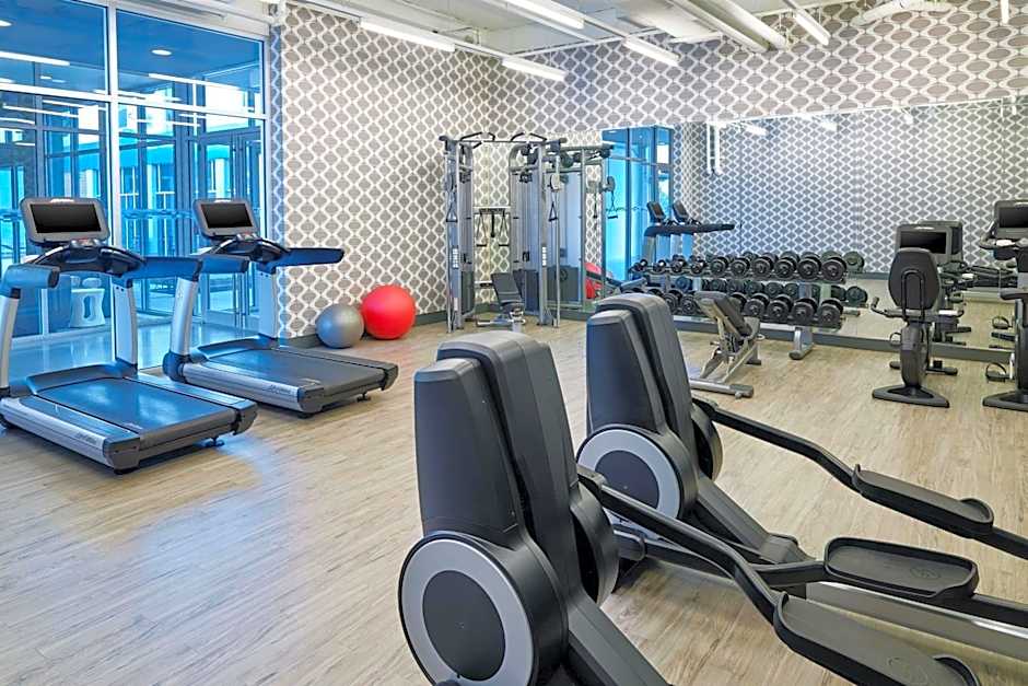 Aloft Chicago O Hare