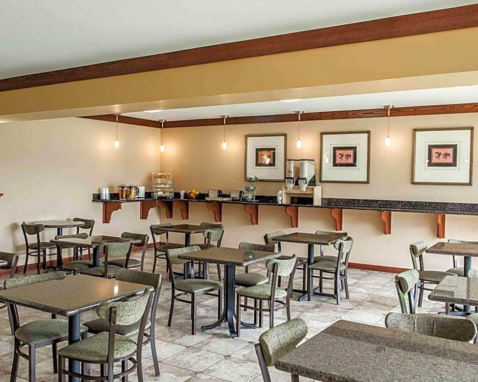 Quality Inn & Suites Greenfield I-70