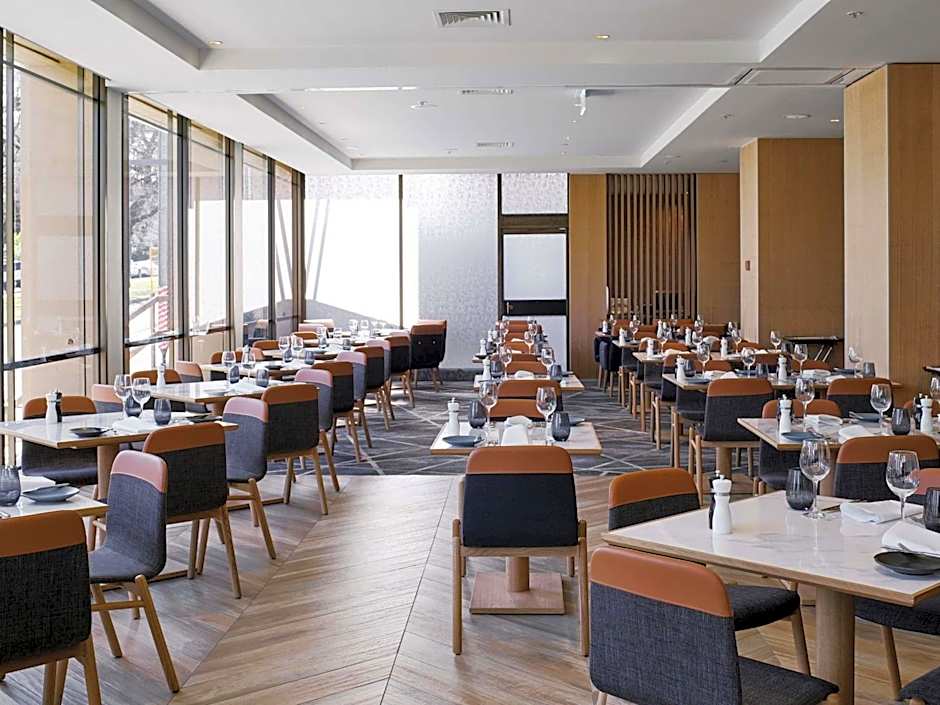 Pullman Melbourne On the Park