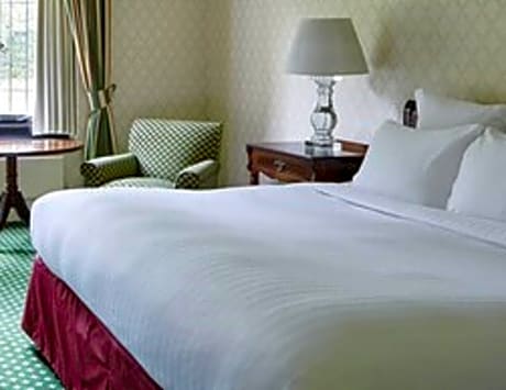 Deluxe Room, 1 King Bed