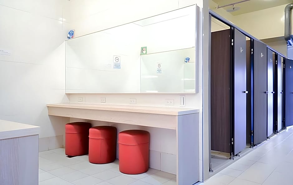 Jing Cheng Youth Hostel