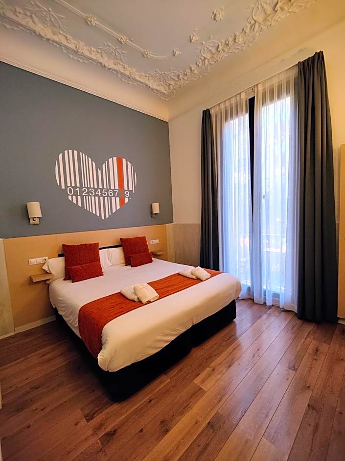 Hostal Live Natura Barcelona