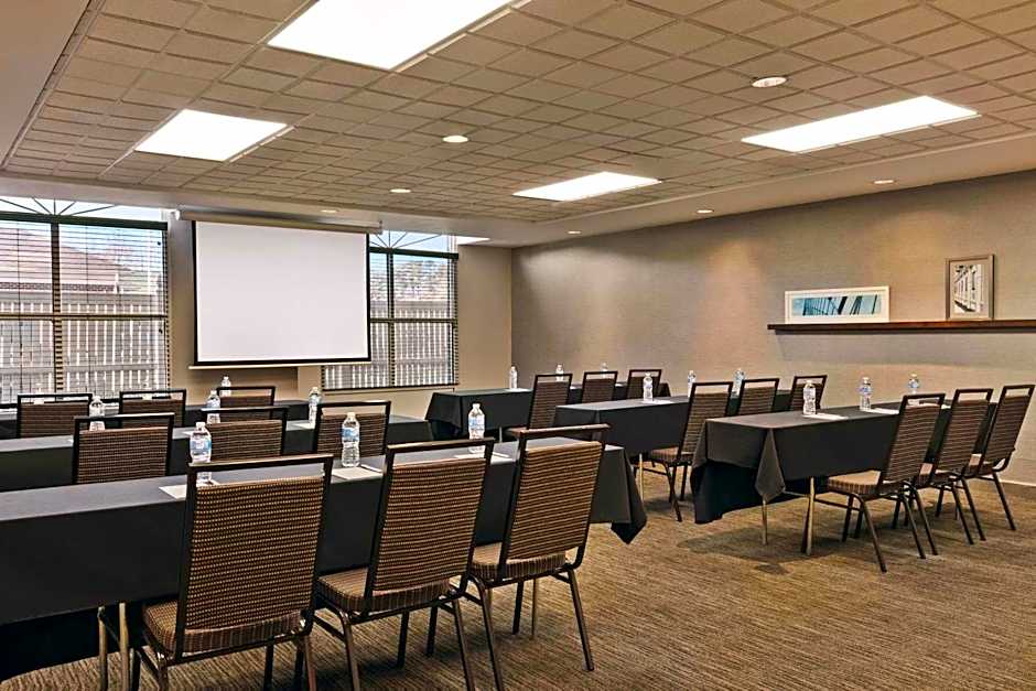 Country Inn & Suites by Radisson, Petersburg, VA