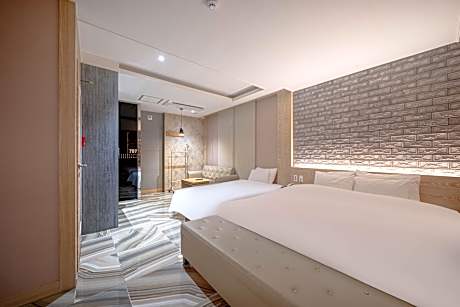 Business Twin Room