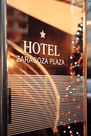 Hotel Zaragoza Plaza