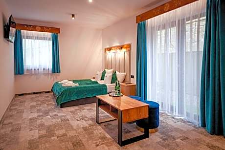 Quadruple Room with Terrace