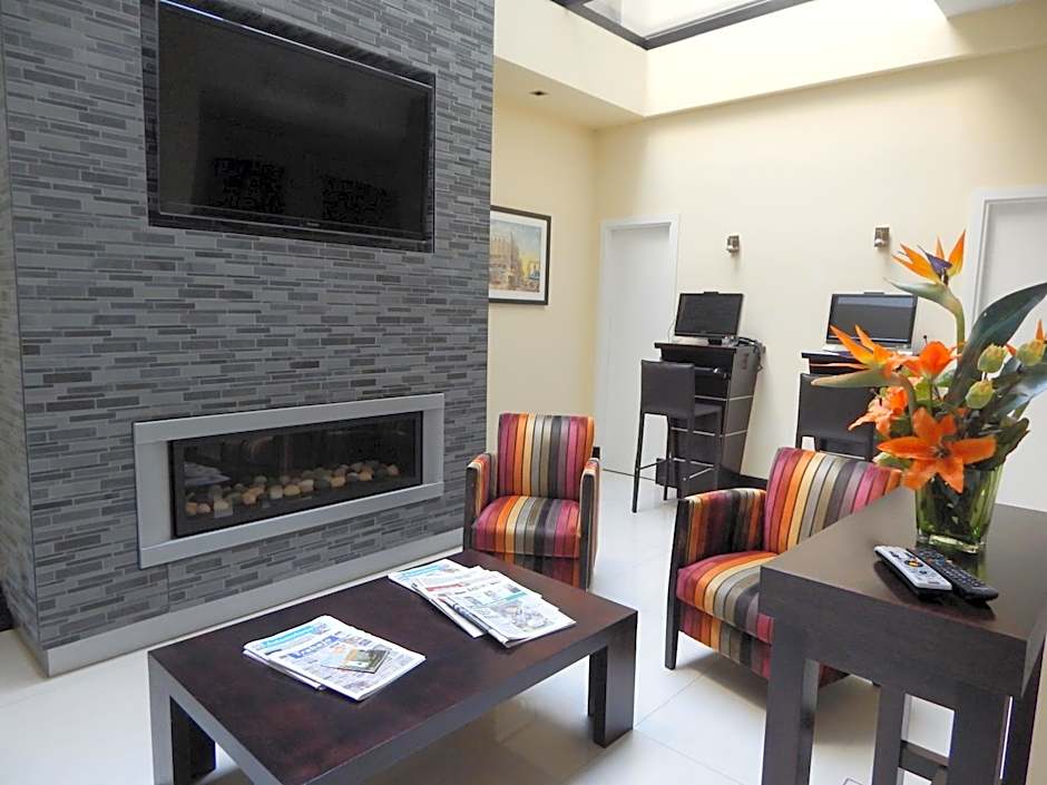 Puerto Mercado Hotel