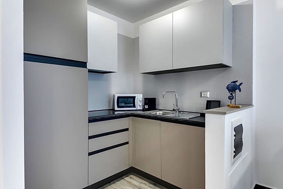 Elegance Suite Apartments - Siroli Collection