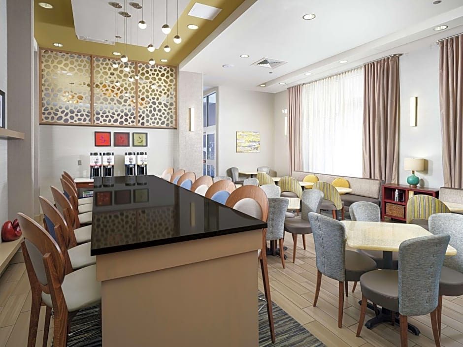 Hampton Inn By Hilton Wilmington Downtown