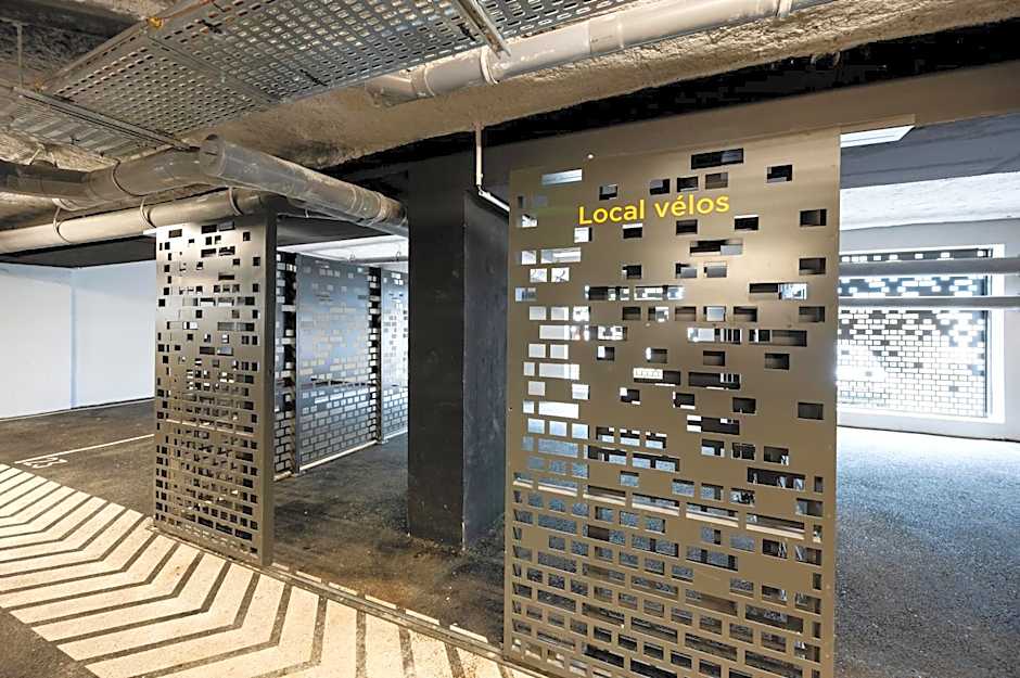 Staycity Aparthotels Paris La Defense