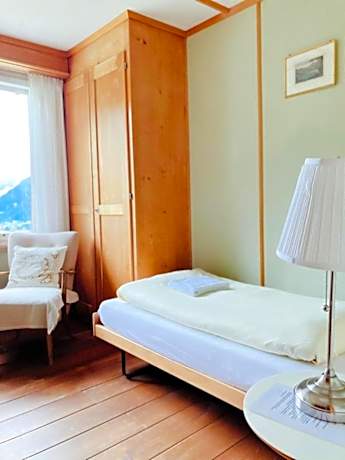 Single Room with Shared Bathroom