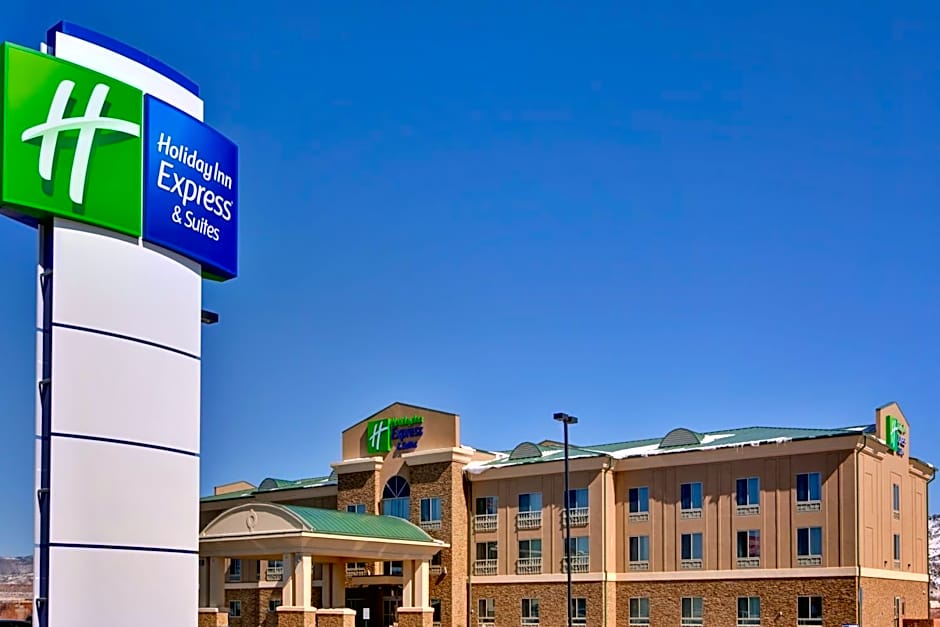 Holiday Inn Express Hotel & Suites Grants Milan By IHG