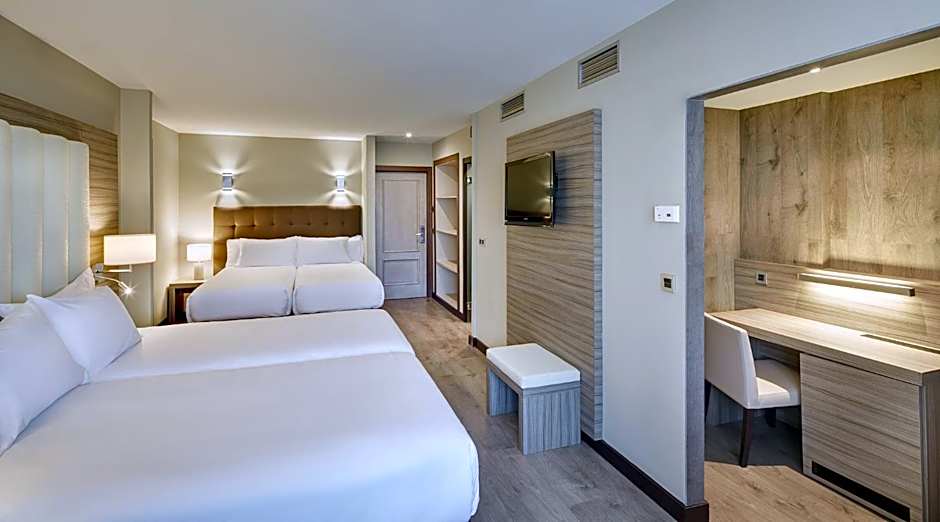 Gran Hotel Luna De Granada