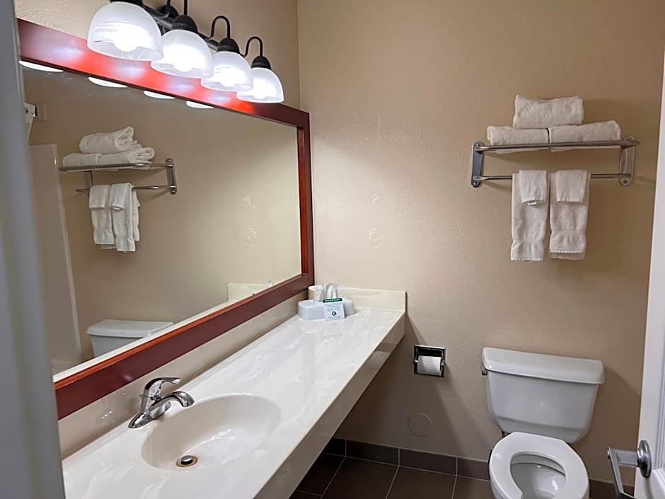 GrandStay Hotel and Suite Waseca