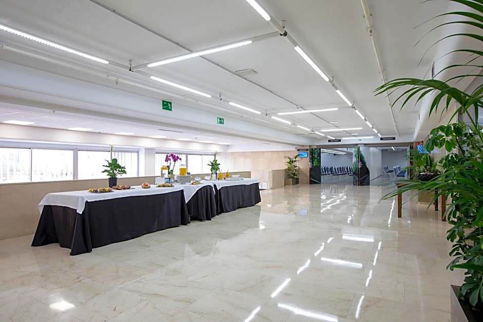Hotel Chamartin The One