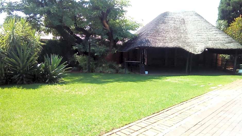 Horseshoe Inn and Conference Center