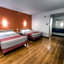 Motel 6-Niantic, CT - New London