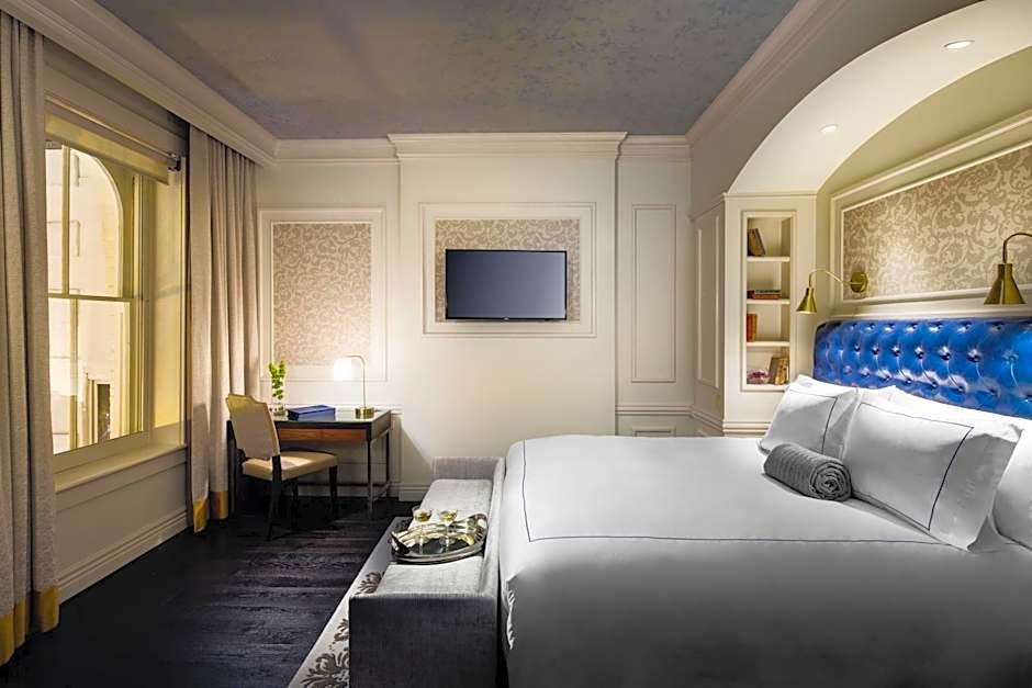 Photo 1 of 4 of Broadway Suite
