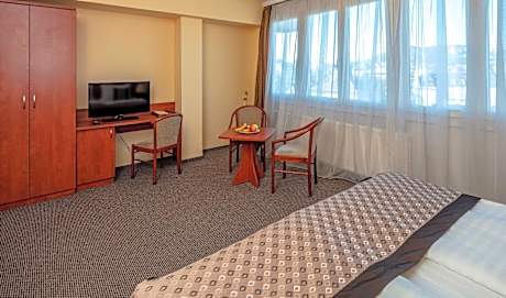 Double or Twin Room with Bathroom