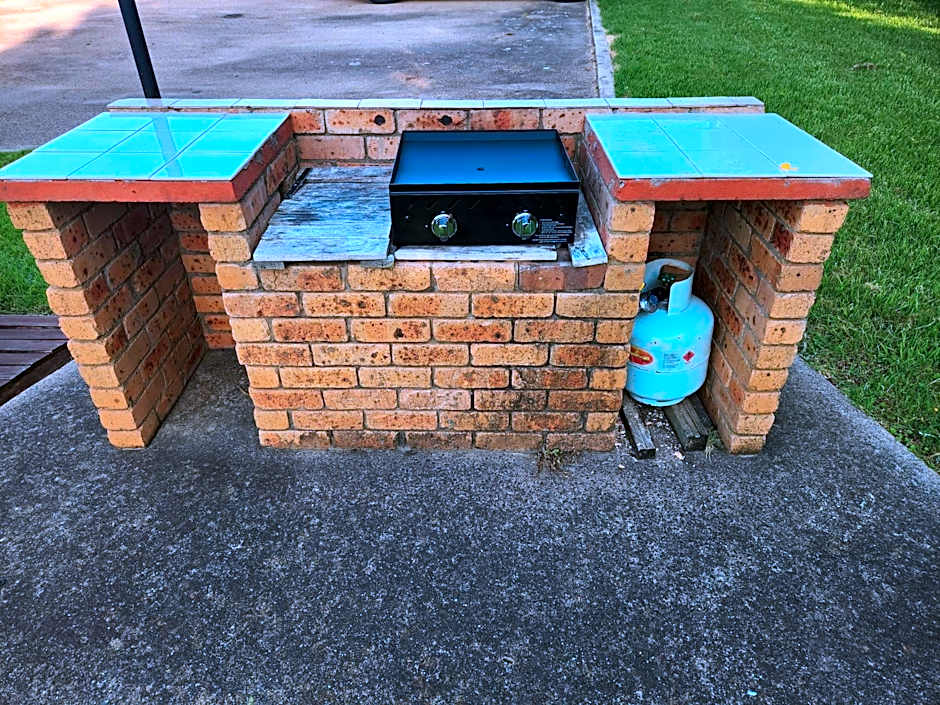 Idlewilde Town & Country Motor Inn